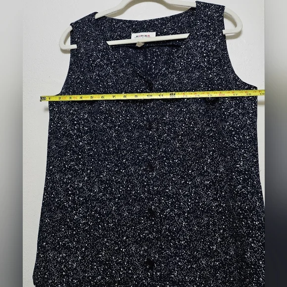 Rodier Blouse Button Up Navy Blue V-Neck Side Slits Sz L France - Picture 10 of 10